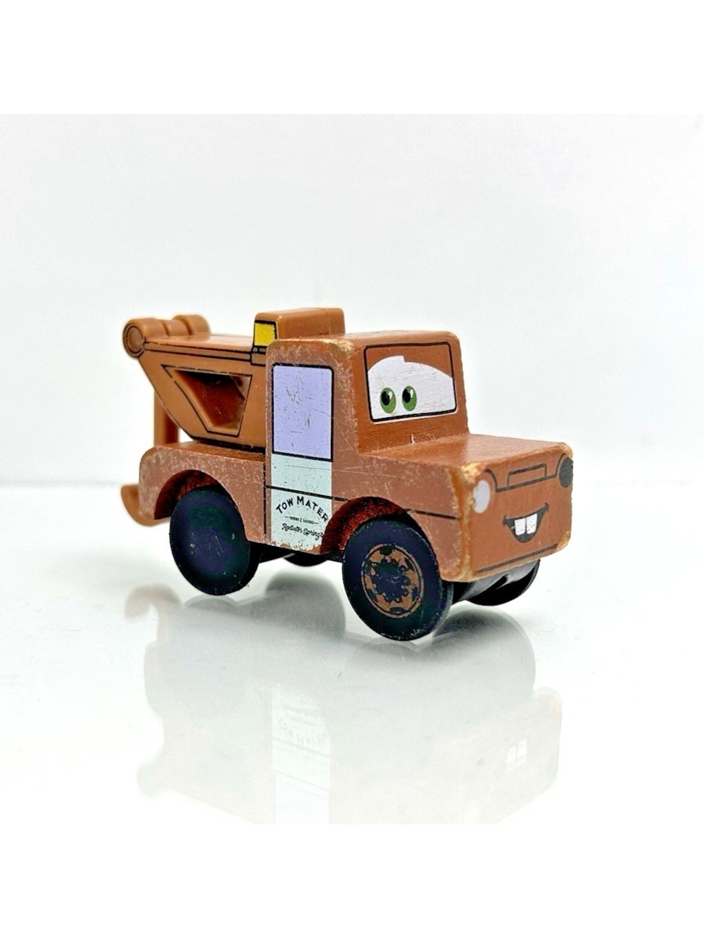 Disney Pixar Car 3 Florida Speedway ? Wooden Mater Tow Truck